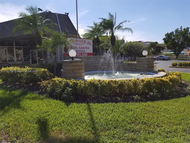 view of community / neighborhood sign