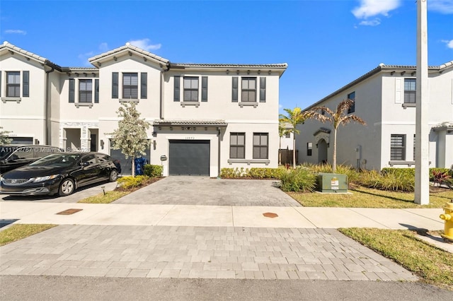 view of front facade with a garage