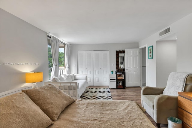 living room featuring hardwood / wood-style flooring