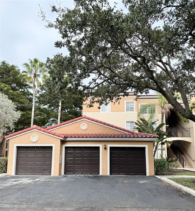 view of front of house with a garage