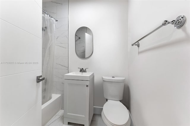 full bathroom with shower / bathtub combination with curtain, vanity, and toilet