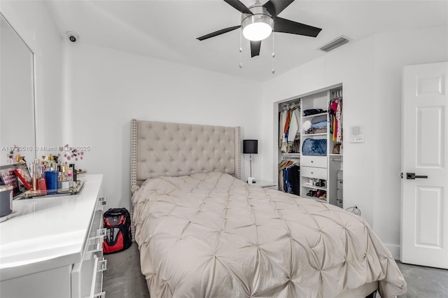 bedroom featuring ceiling fan and a closet