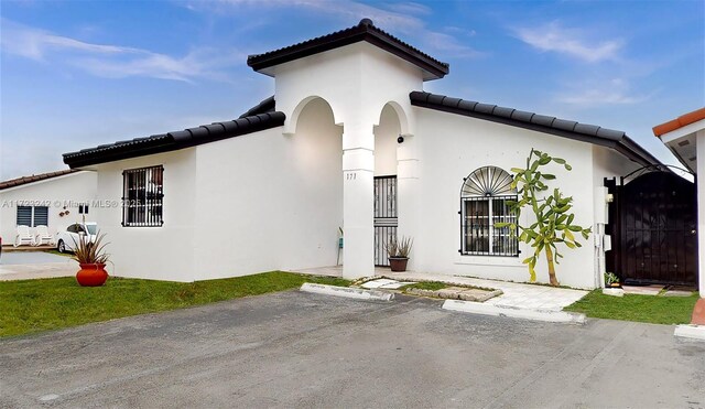 view of mediterranean / spanish house