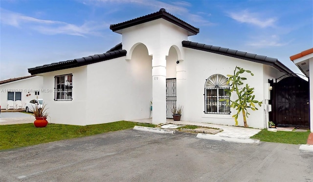 view of mediterranean / spanish house