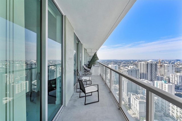 79 SW 12th St Unit 3809S, Miami, FL 33130 - balcony with a city view