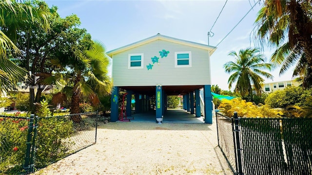 view of front of house featuring a carport