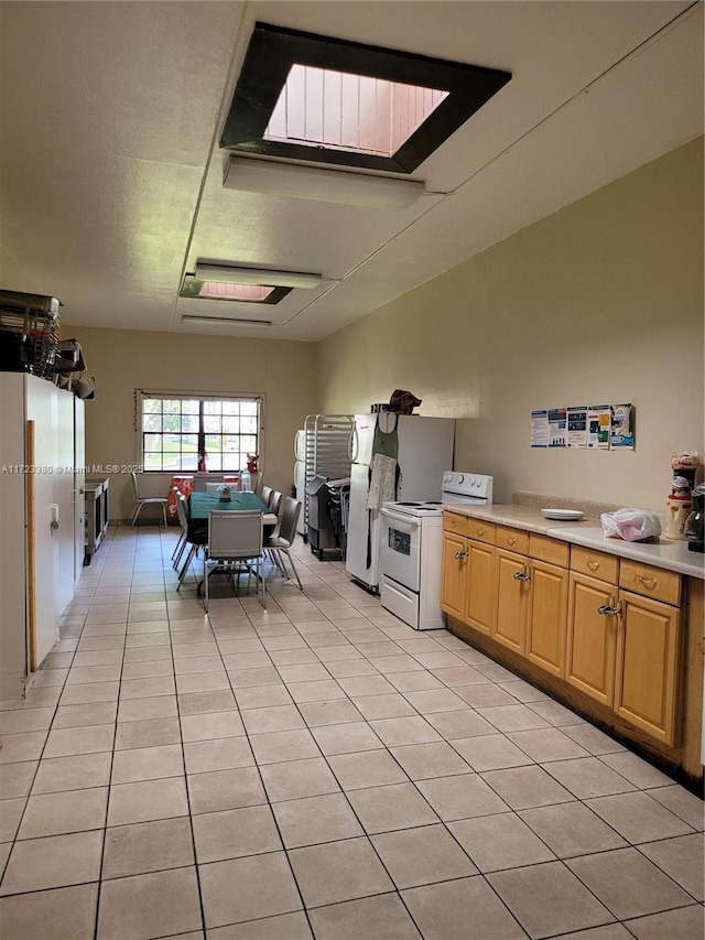 3750 Inverrary Dr Unit 2Y, Lauderhill, FL 33319 - photo 35