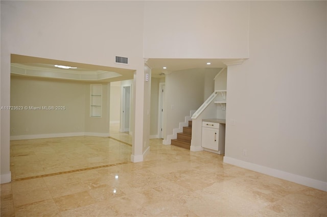 empty room with a towering ceiling