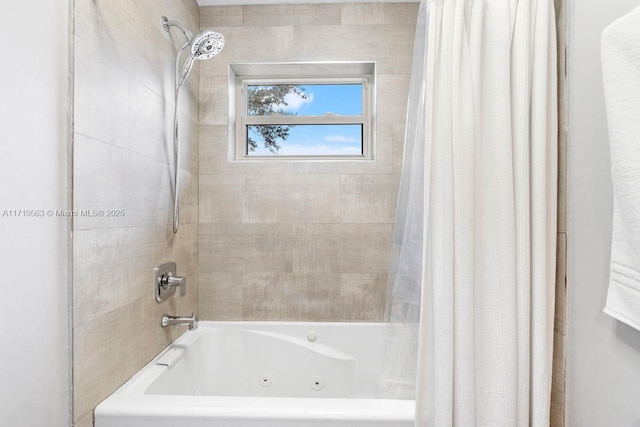 bathroom featuring shower / bath combo