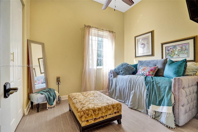 bedroom featuring ceiling fan