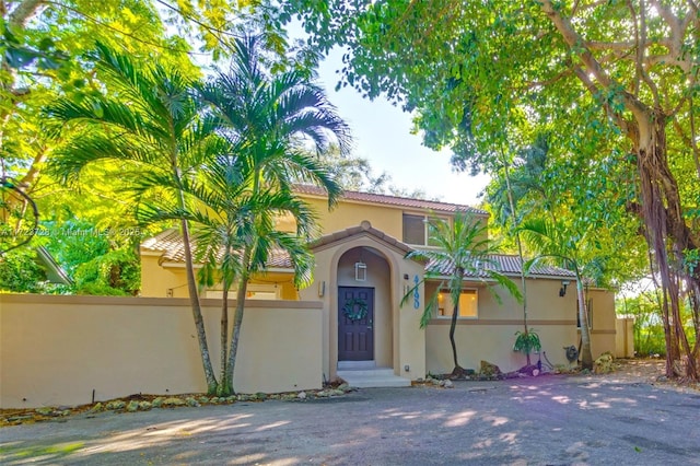 view of mediterranean / spanish home