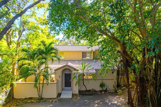 view of mediterranean / spanish home