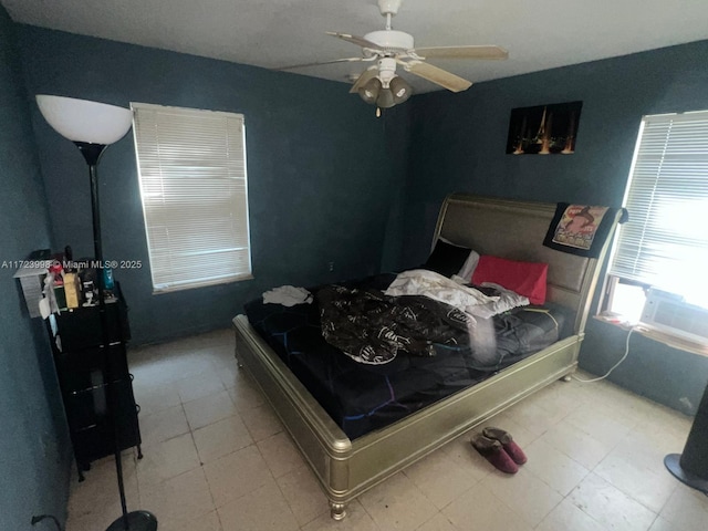 bedroom with ceiling fan