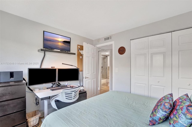 bedroom with a closet