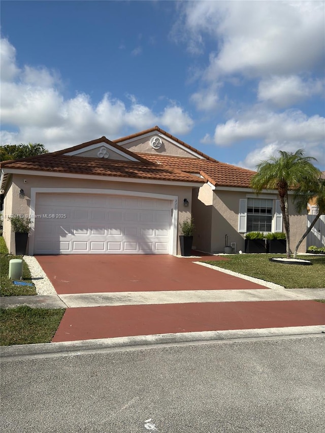 view of front of house featuring a garage