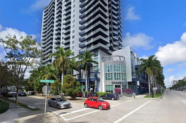 275 NE 18th St Unit 1110, Miami, FL 33132 - photo 1