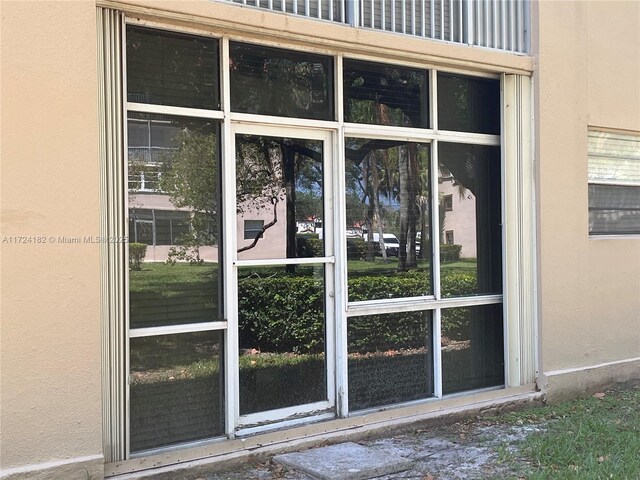 1251 SW 125th Ave Unit 108T, Pembroke Pines, FL 33027 - view of building exterior