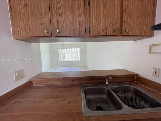 kitchen featuring sink