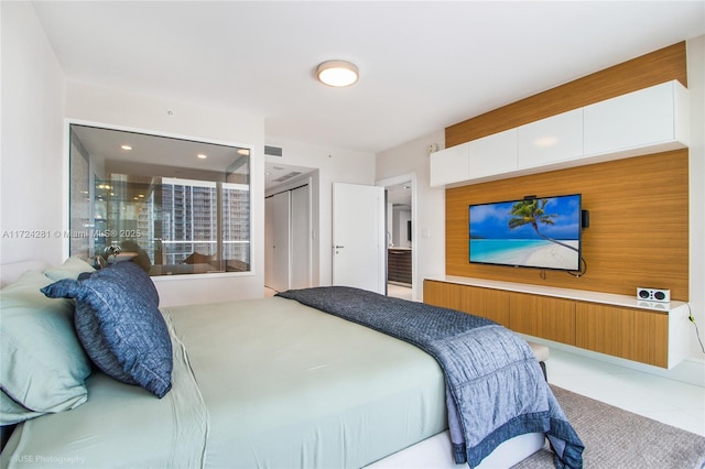 bedroom featuring a closet