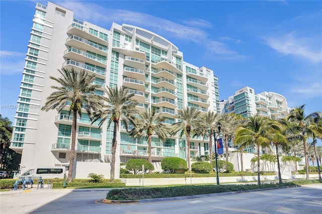 3131 NE 188th St Unit 2-803, Aventura, FL 33180 - photo 3