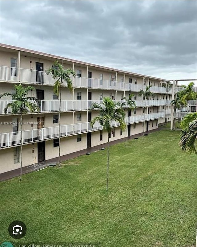 view of building exterior