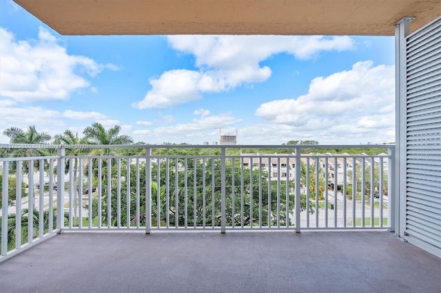 2450 NE 135th St Unit 406, North Miami, FL 33181 - view of balcony