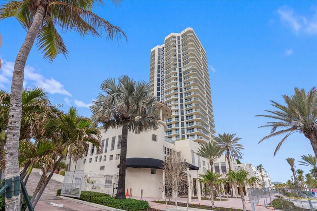 7330 Ocean Ter Unit 19-C, Miami Beach, FL 33141 - photo 25