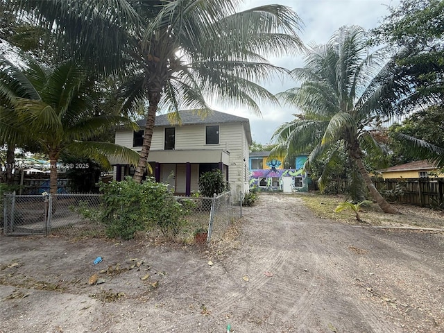 view of front facade