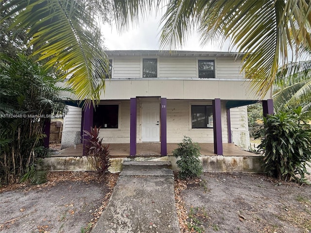 view of front facade with a porch