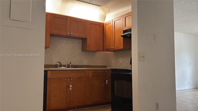 kitchen with sink, electric range, decorative backsplash, light tile patterned floors, and range hood