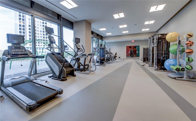 68 SE 6th St Unit 3511, Miami, FL 33131 - view of workout area