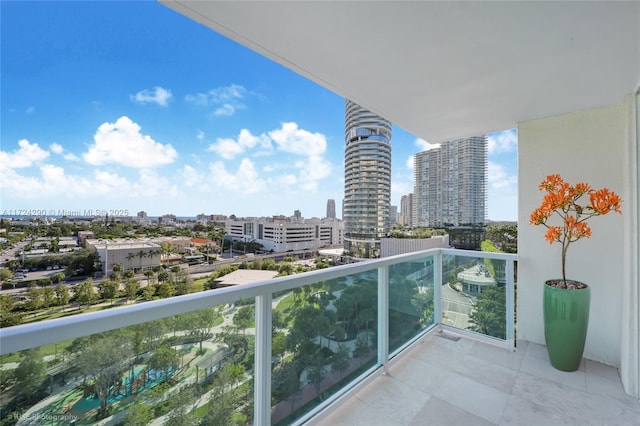 650 W Ave Unit 1104, Miami Beach, FL 33139 - photo 1