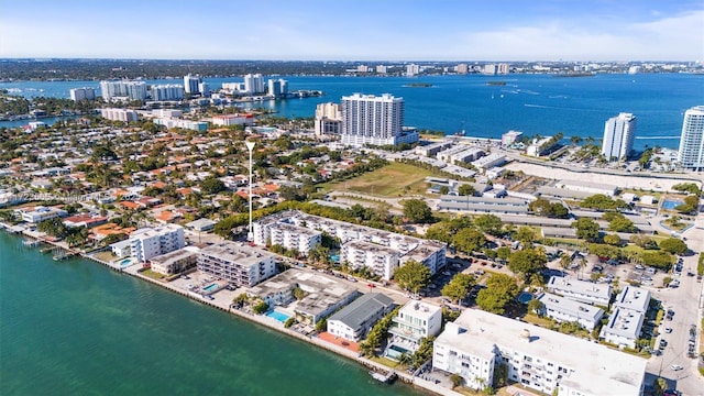 bird's eye view with a water view