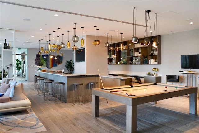650 NE 32nd St Unit 2703, Miami, FL 33137 - rec room with light wood-type flooring, pool table, wet bar, and recessed lighting