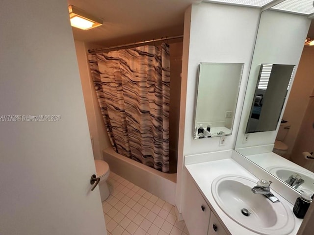 2278 SE 27th Dr Unit 201-G, Homestead, FL 33035 - full bathroom with tile patterned floors, shower / bath combo with shower curtain, vanity, and toilet