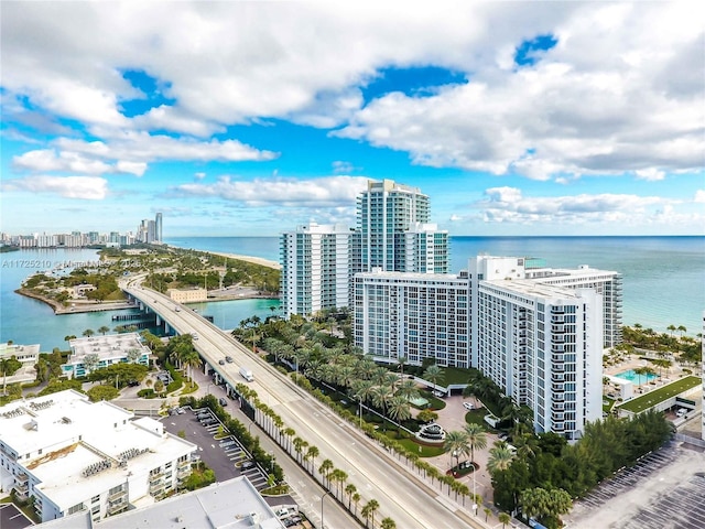 bird's eye view featuring a water view