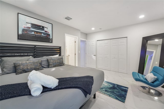 bedroom featuring a closet