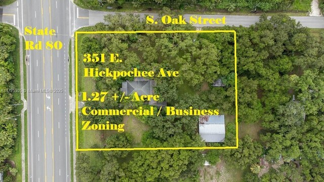 Listing photo 2 for 351 E Hickpochee Ave, La Belle FL 33935