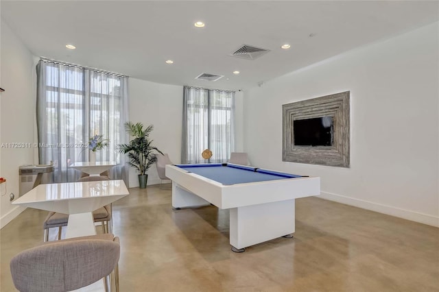 game room featuring pool table