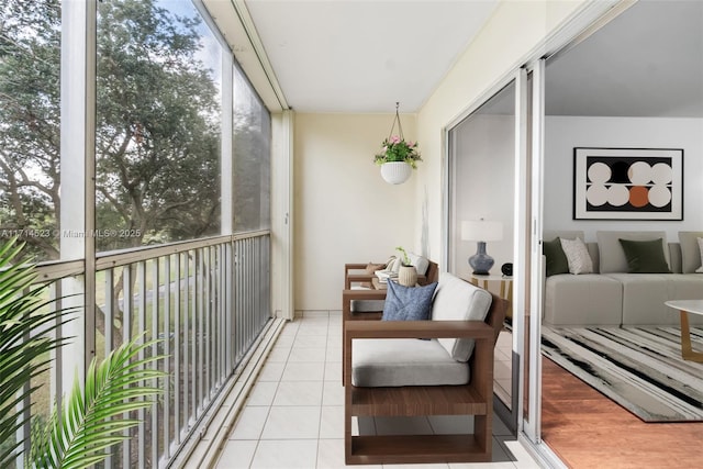 view of sunroom / solarium