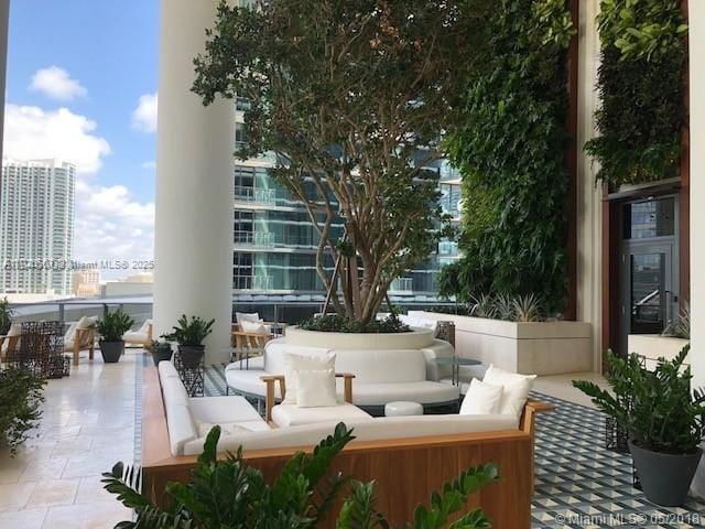 view of patio featuring outdoor lounge area