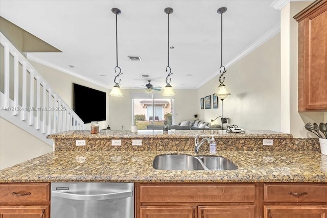 kitchen with sink, ceiling fan, dishwasher, and crown molding