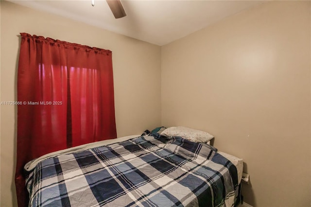 bedroom featuring ceiling fan