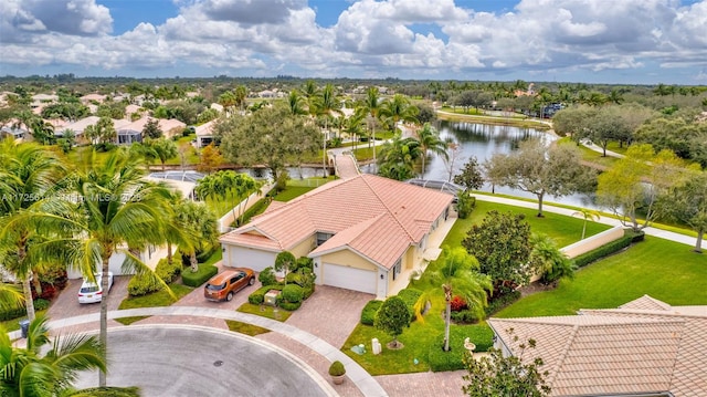 bird's eye view featuring a water view