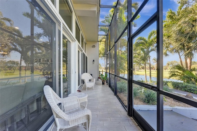 view of sunroom / solarium