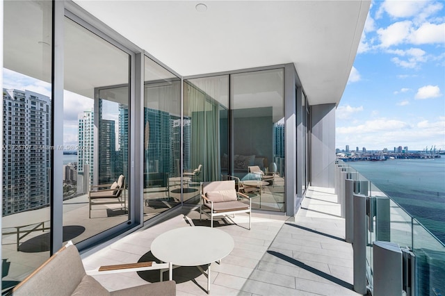 300 Biscayne Blvd Way Unit 2505, Miami, FL 33131 - balcony featuring a view of city and a water view