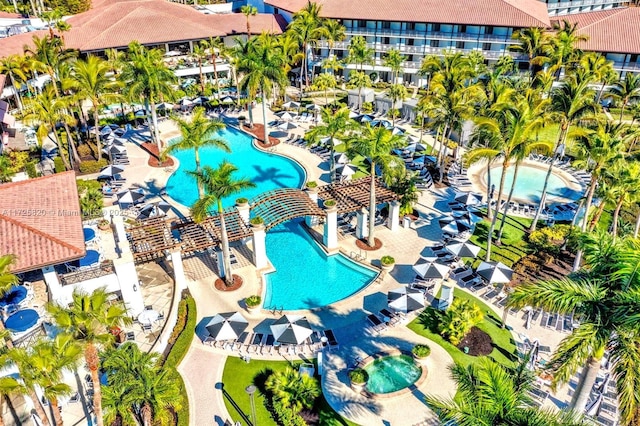 1 E Balfour Rd E, Palm Beach Gardens, FL 33418 - bird's eye view of a pool