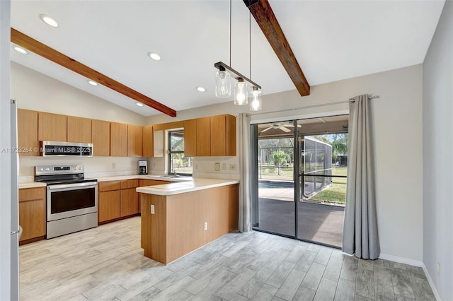 kitchen featuring kitchen peninsula, lofted ceiling with beams, hanging light fixtures, stainless steel electric range oven, and fridge