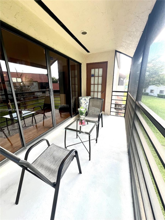 view of sunroom / solarium