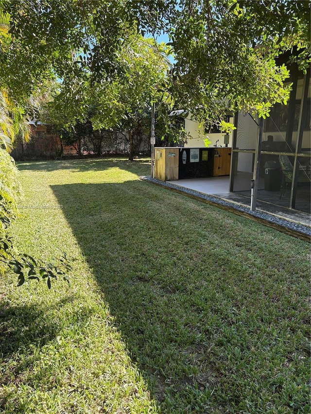 view of yard with a patio area